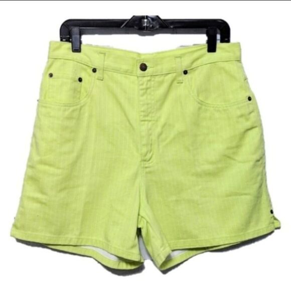 VINTAGE High Rise Yellow Mom Jean Shorts 12 - Picture 8 of 8